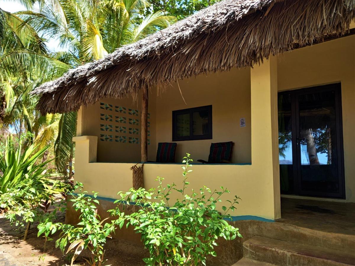 Moheli Laka Lodge Nioumachoua Luaran gambar